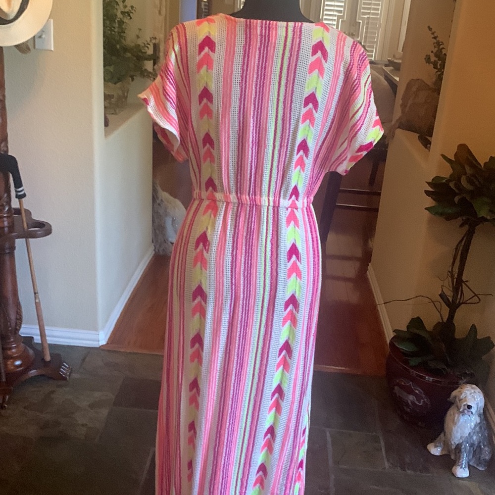 Tunic With Two Splits In Front Make This Loose We… - image 2